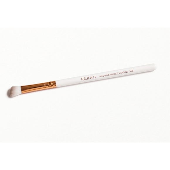 F.A.R.A.H
Medium Angled Shading 55E Rose Gold Collection - Picture 1 of 6